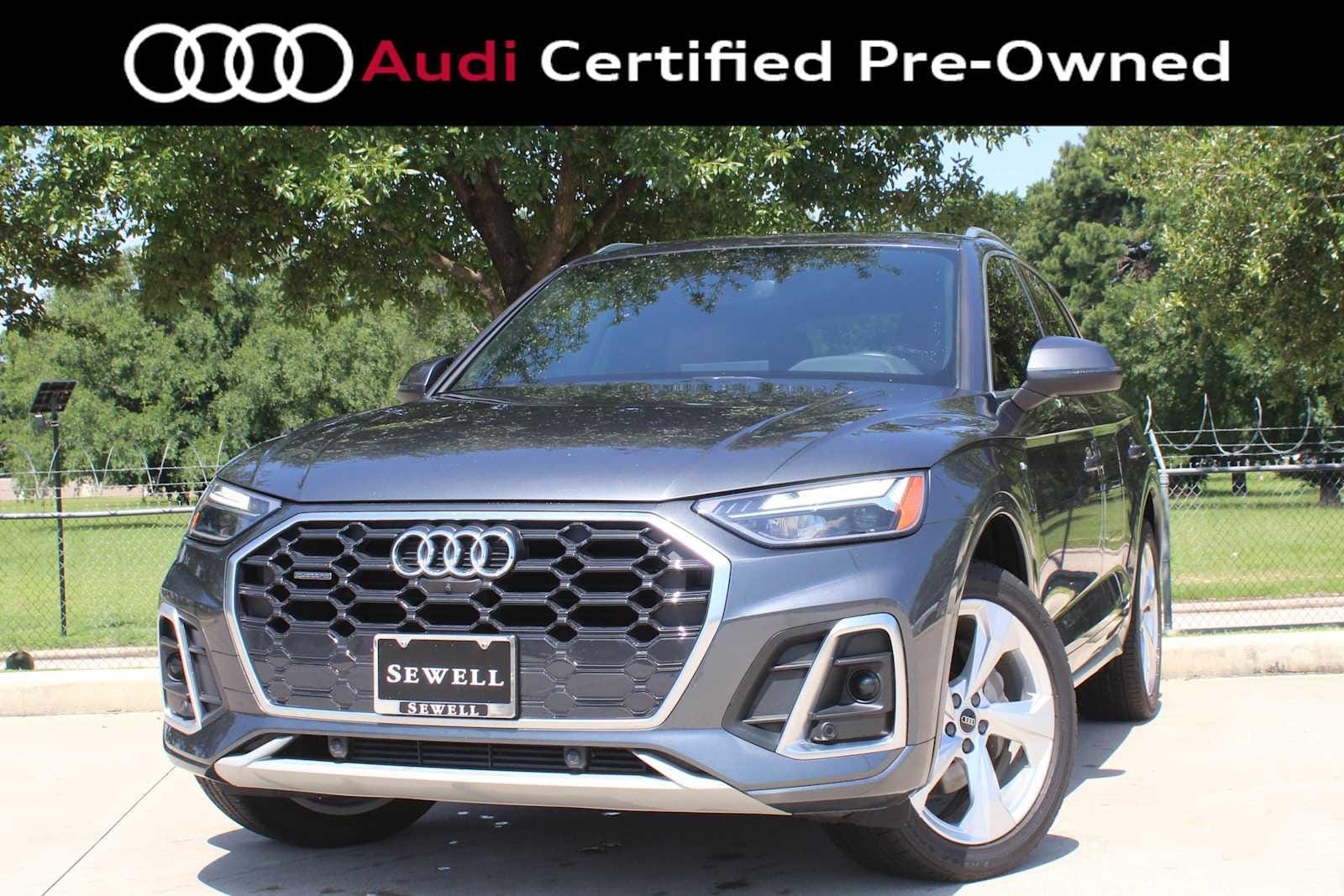 2022 Audi Q5 45 Premium Plus's photo