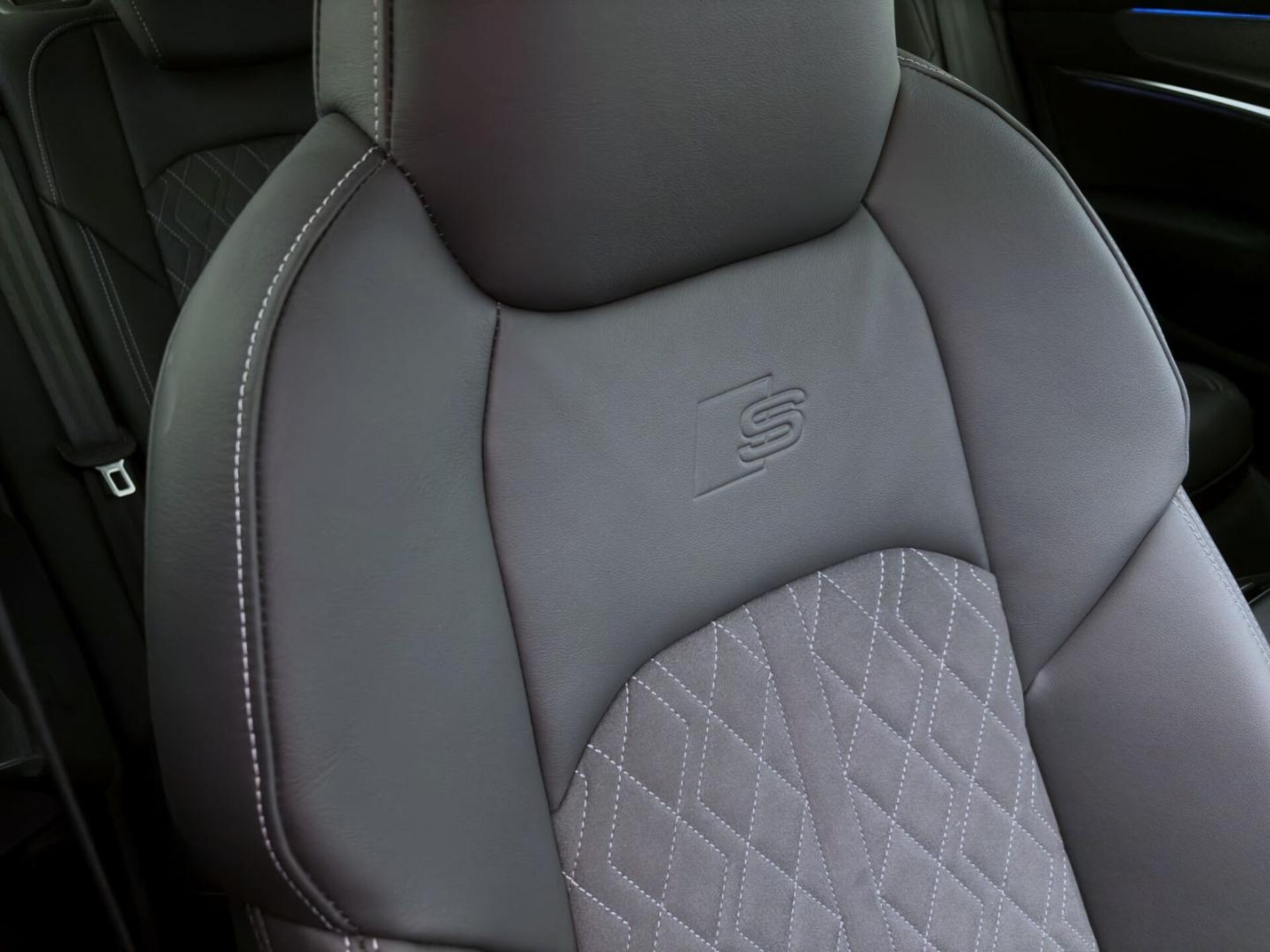 Audi S6 Avant