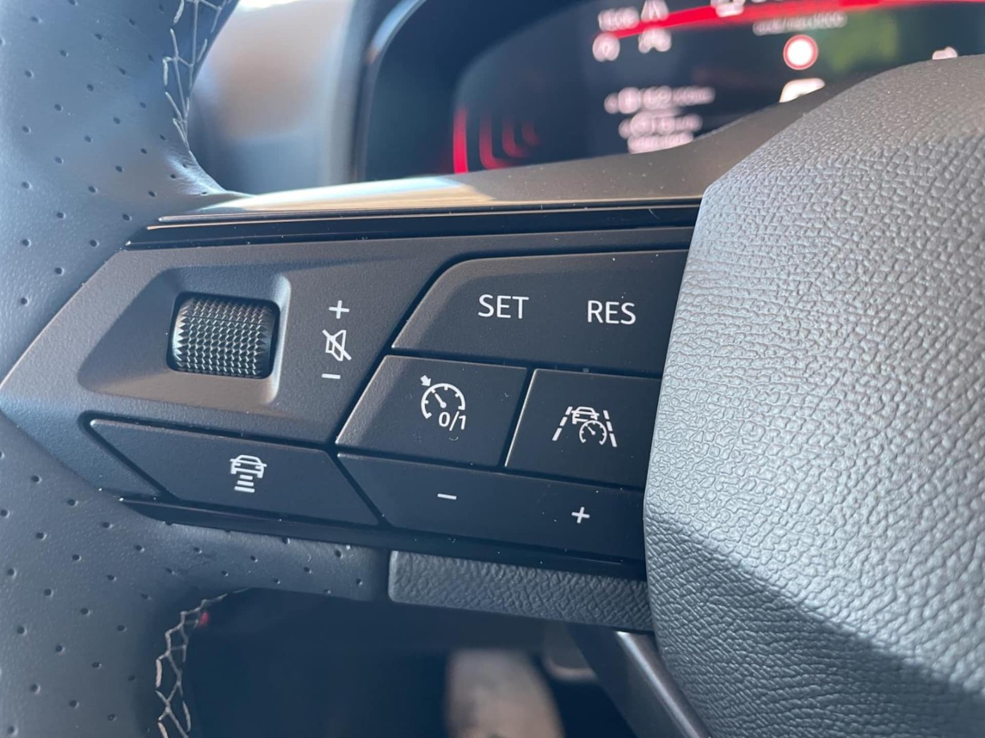 SEAT Arona FR