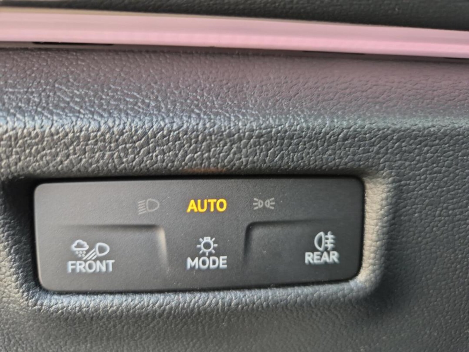 Volkswagen Tiguan – Bild 14