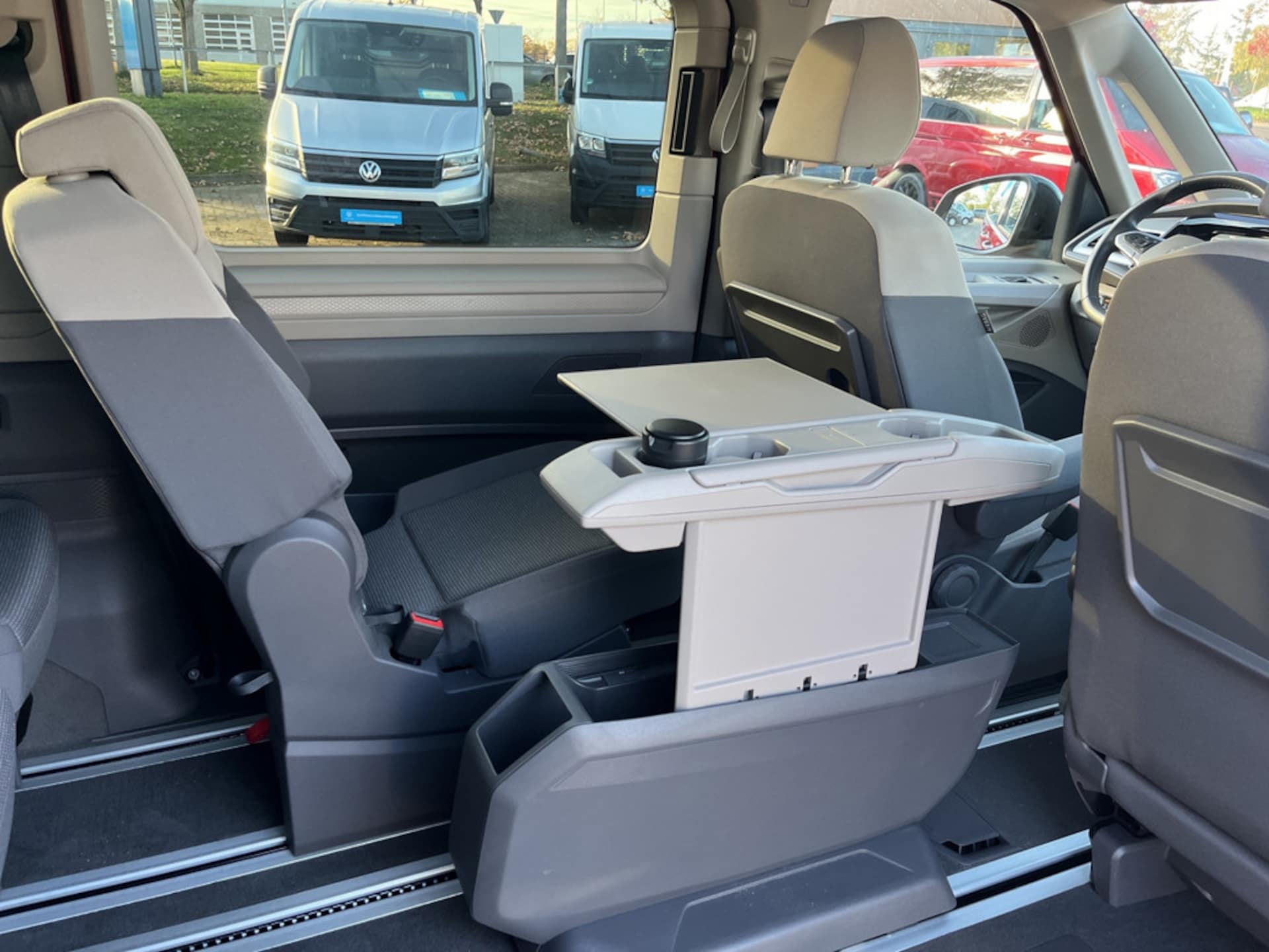 Volkswagen Multivan Basis-Modell