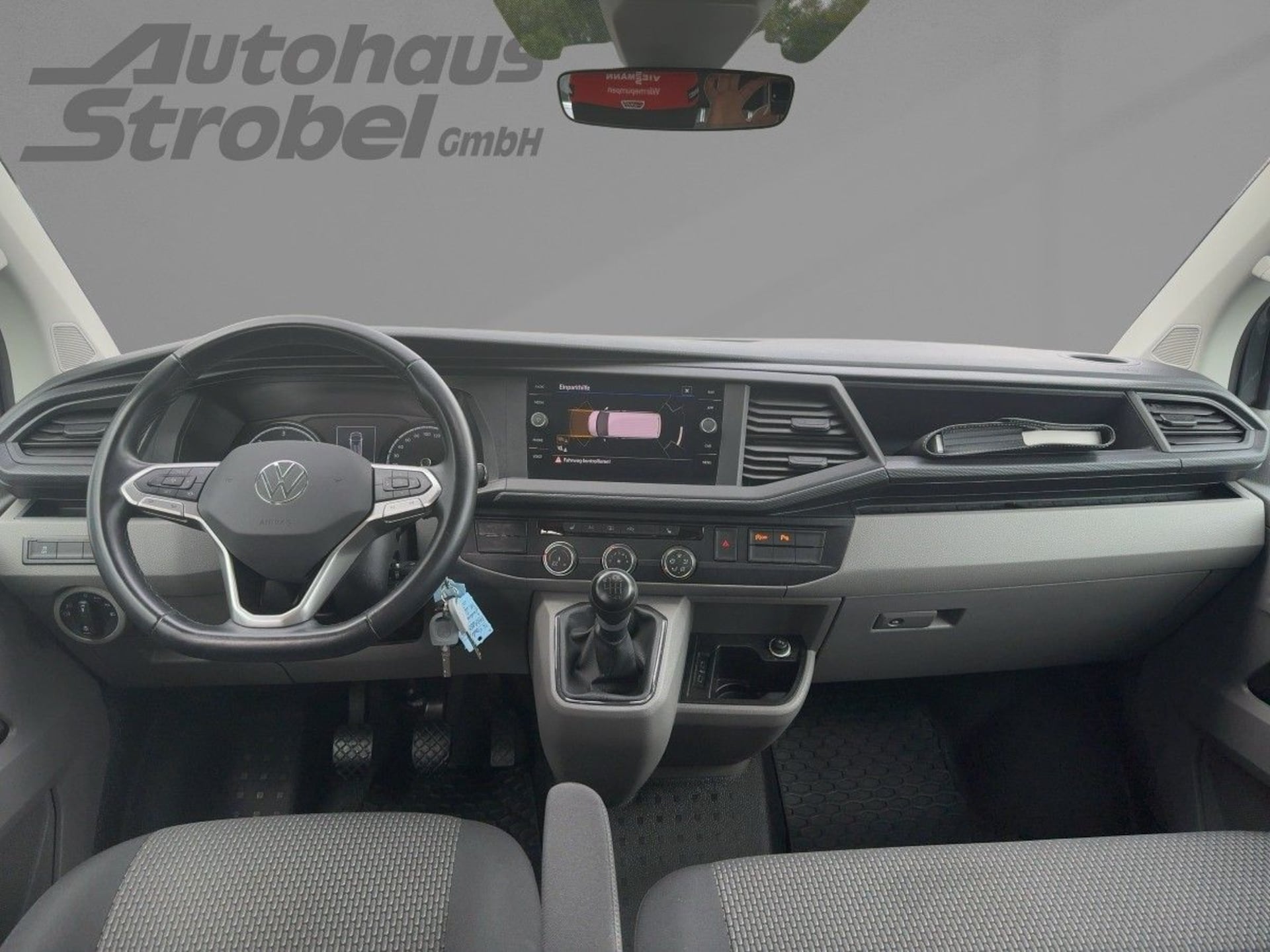 Volkswagen T6.1 Transporter Kombi langer Radstand