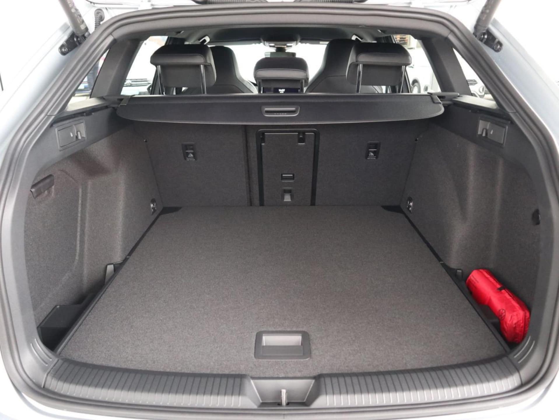 Volkswagen Golf Variant R-Line