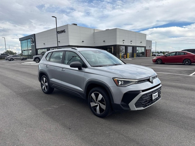 2025 Volkswagen Taos