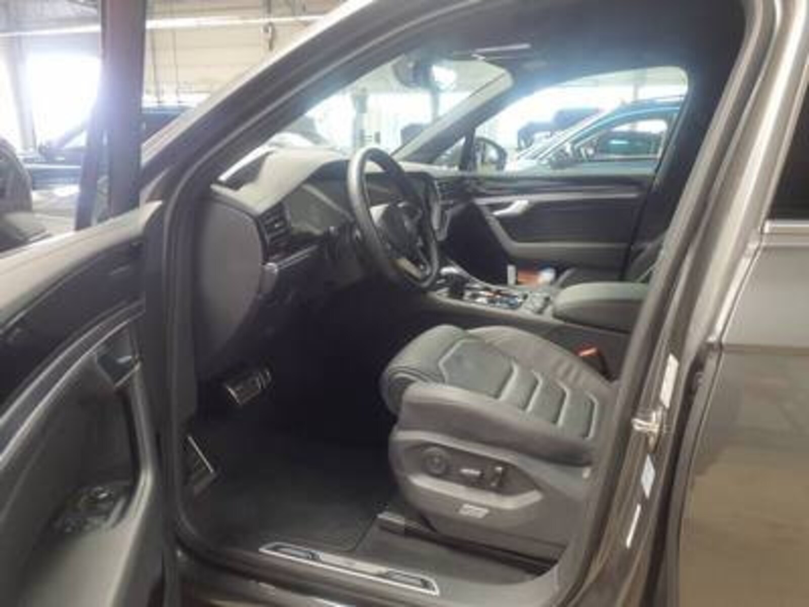 Volkswagen Touareg – Bild 4