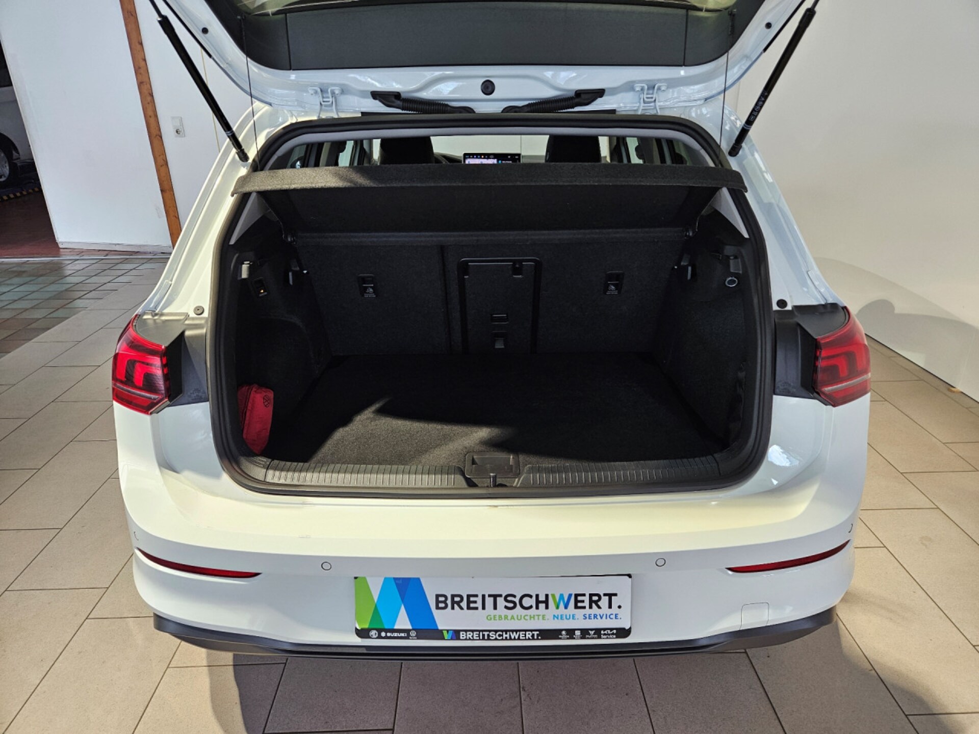Volkswagen Golf Life