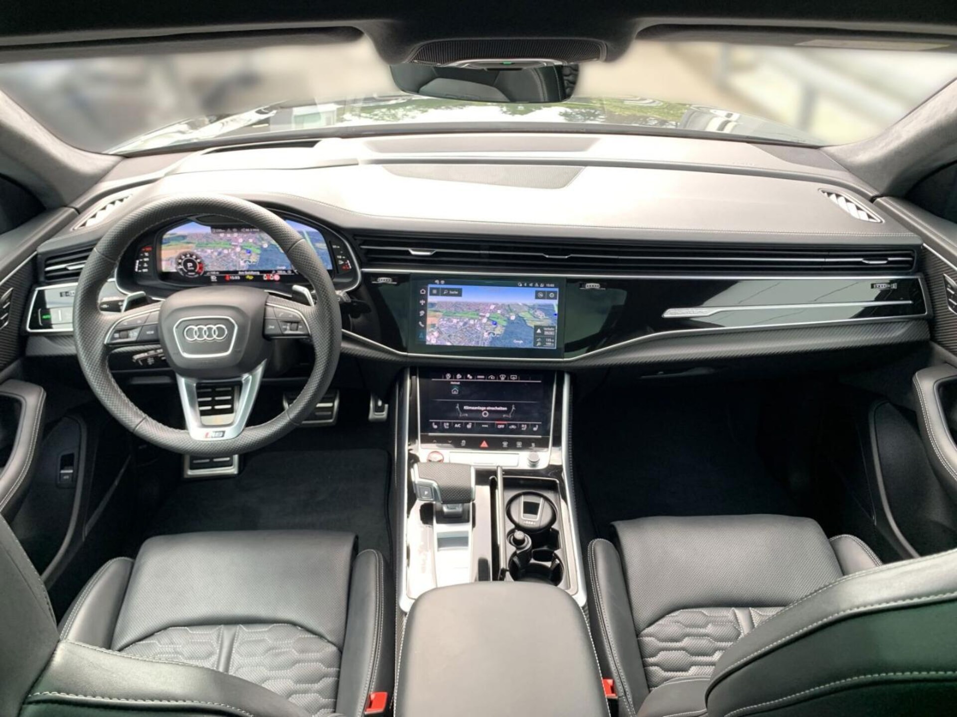 Audi RS Q8 SUV performance