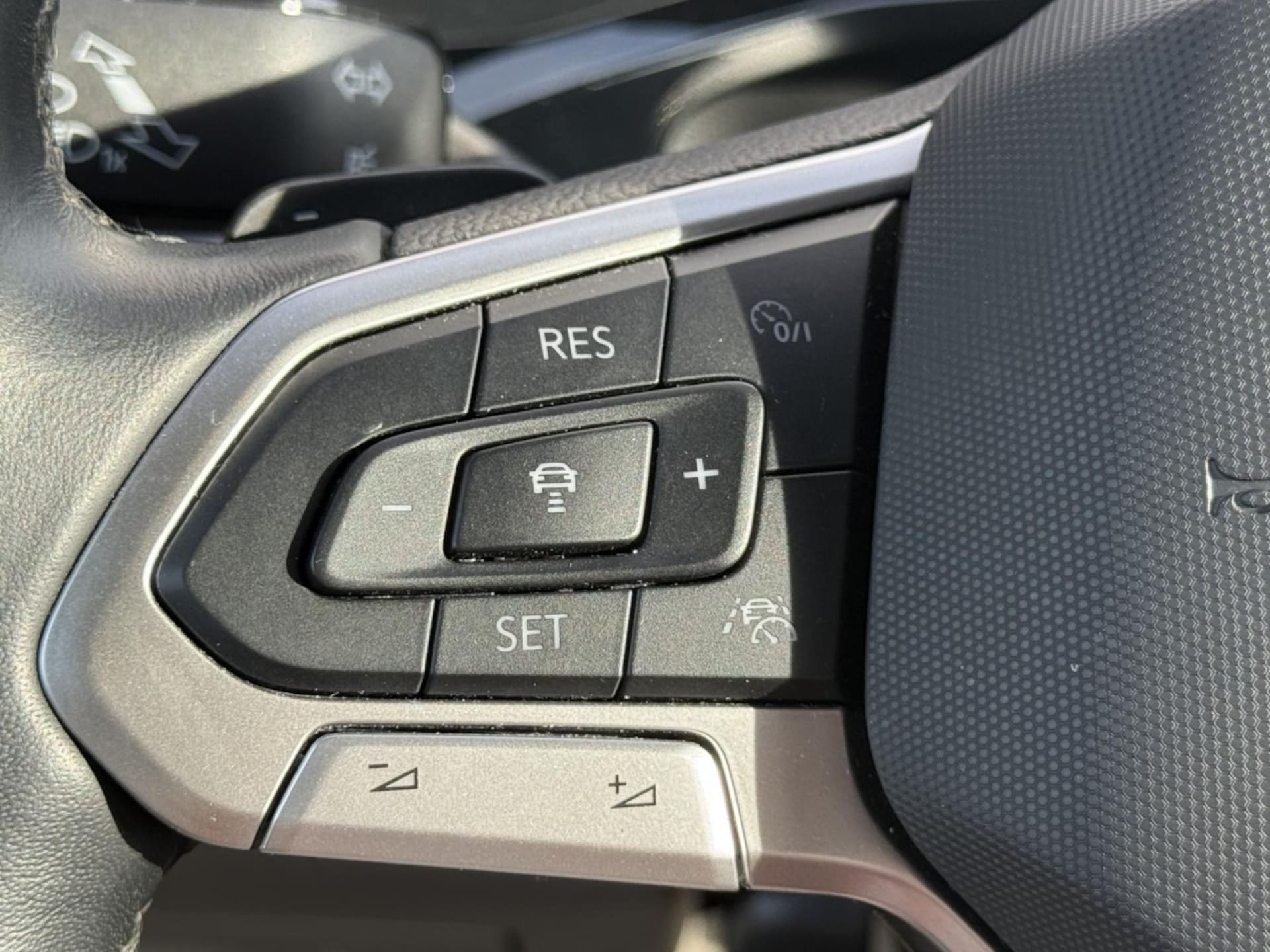 Volkswagen Multivan Basis-Modell