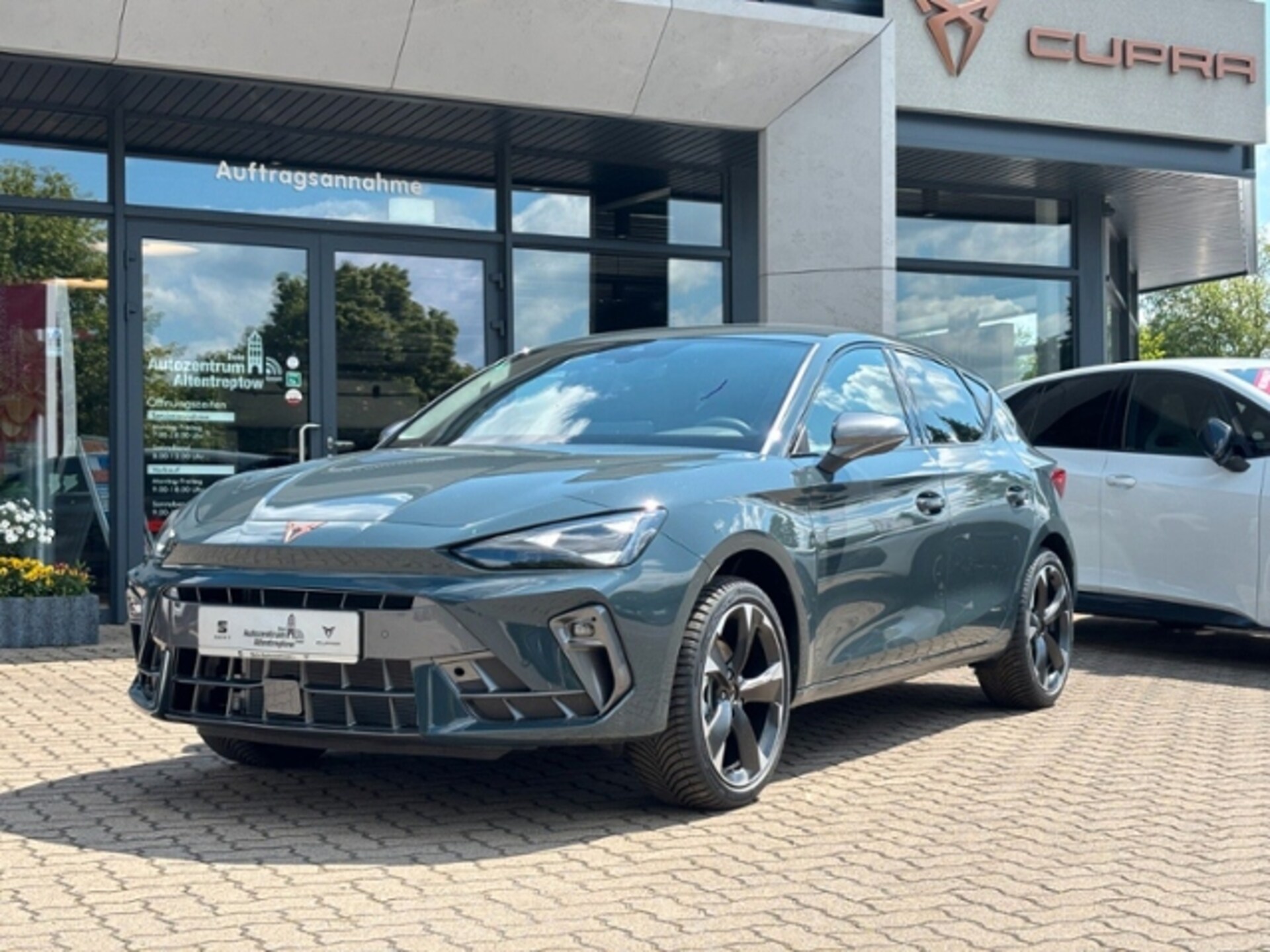 CUPRA Leon