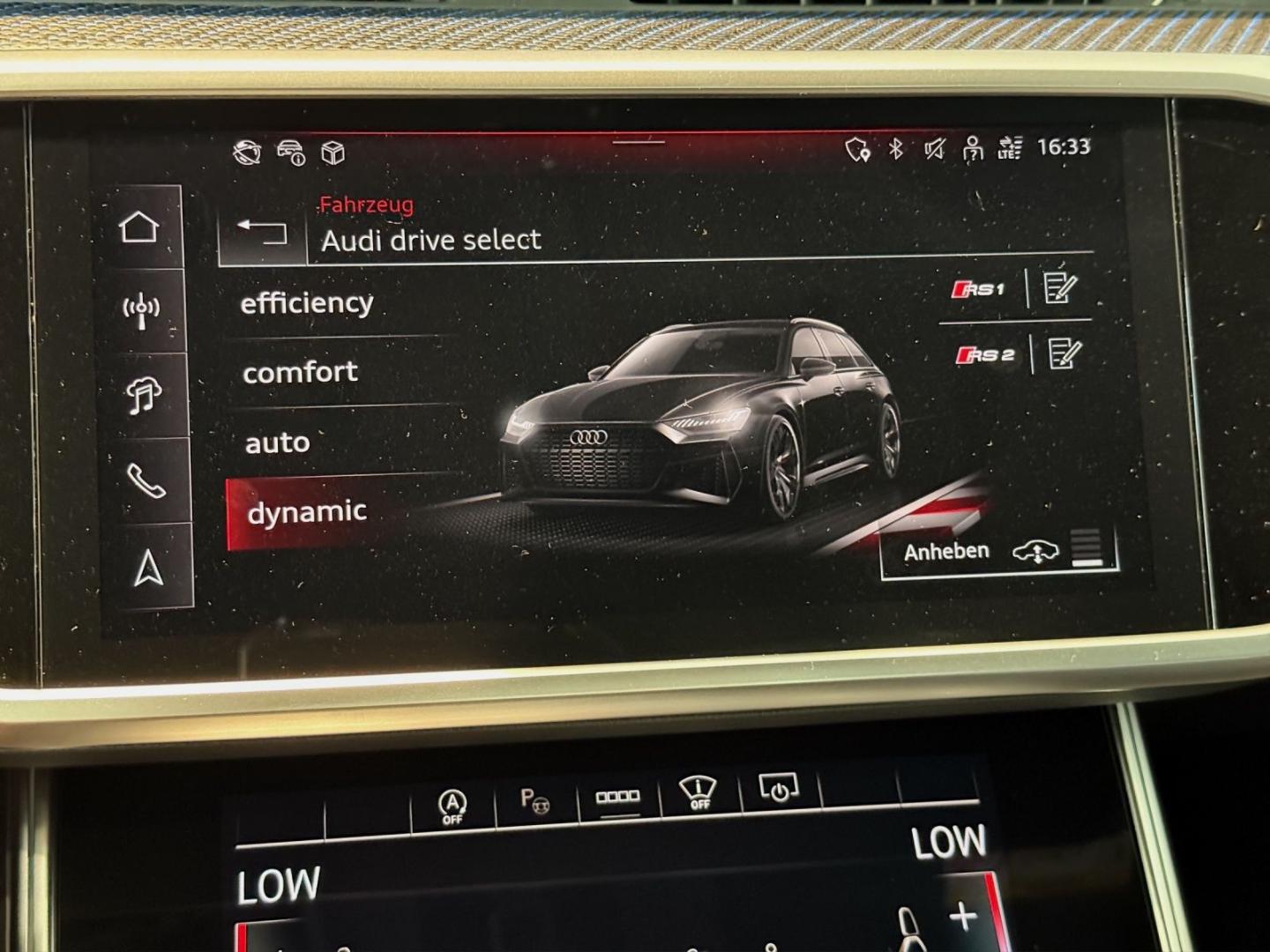 Image about Audi RS 6 Avant performance quattro tiptronic