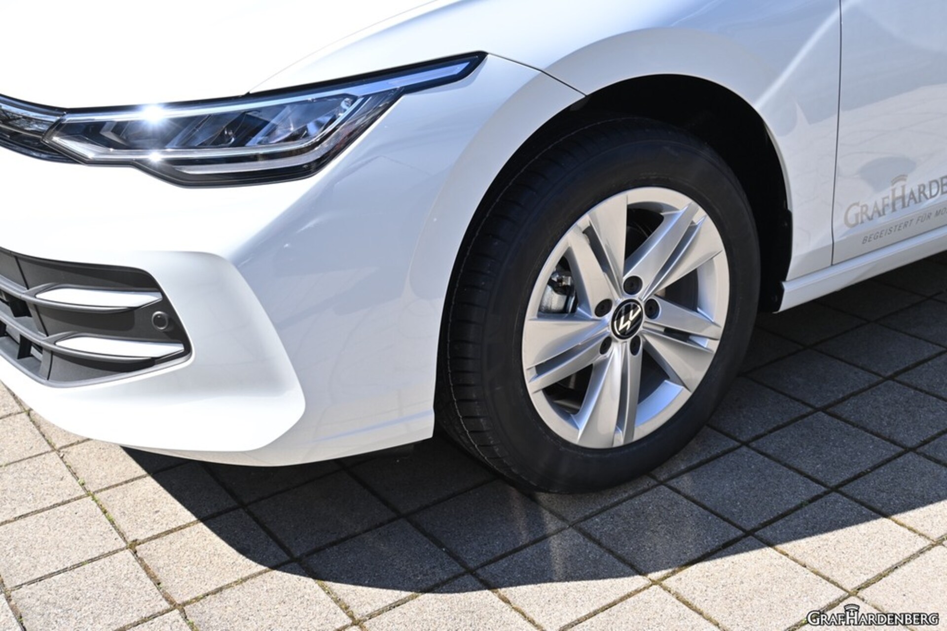 Volkswagen Golf Life
