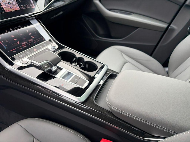 2026 Audi Q8 Premium - Photo 17