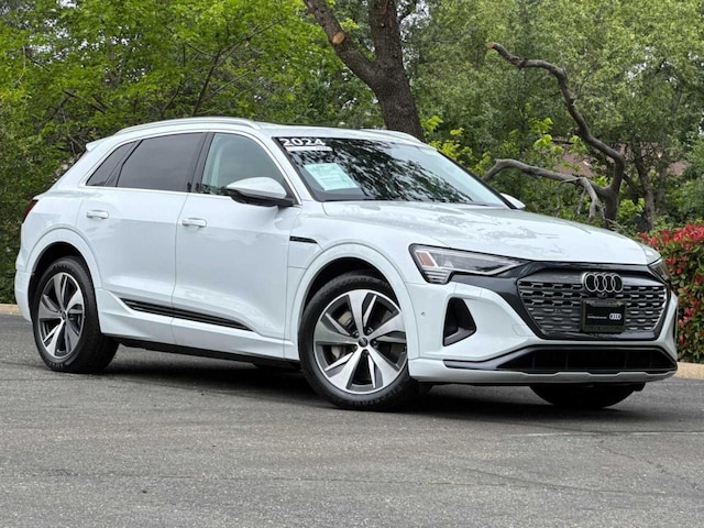 2024 Audi Q8 e-tron