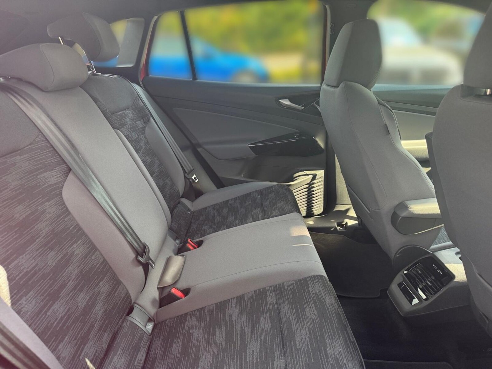Volkswagen ID.4 – Bild 13