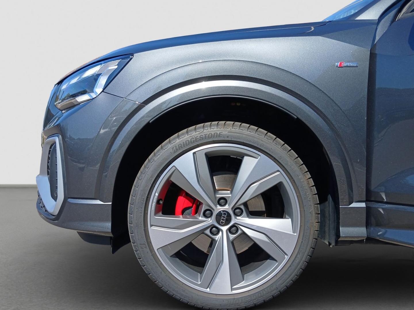 Bild über Audi Q2 S line 35 TFSI S tronic - für weitere Informationen kontaktieren Sie den Audi Partner