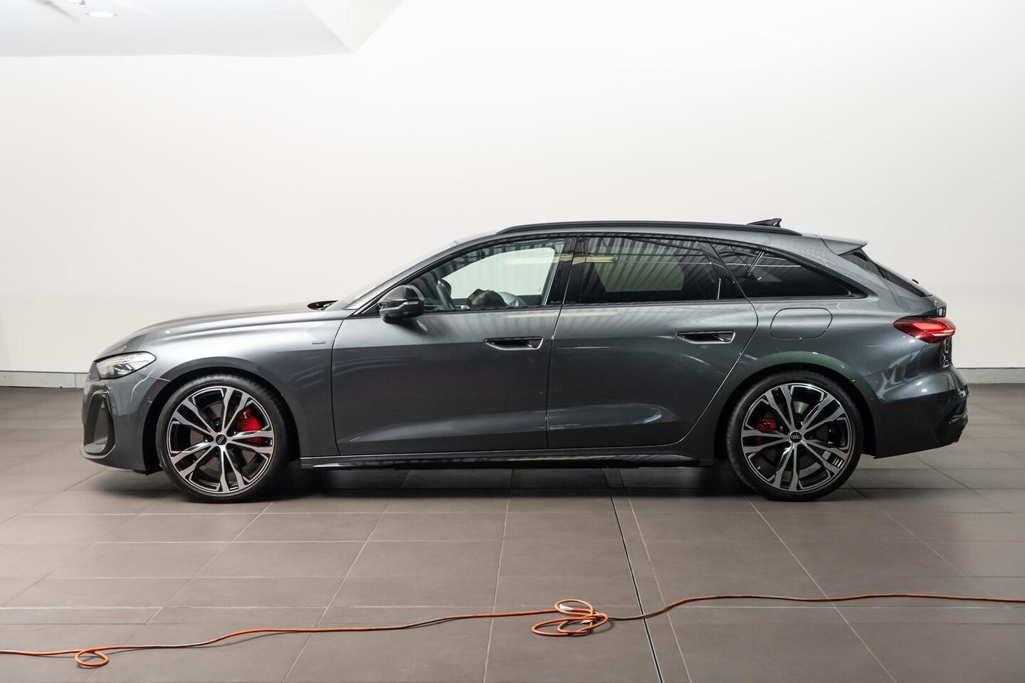 Image about Audi A5 Avant TFSI e e-hybrid quattro 270 kW S tronic
