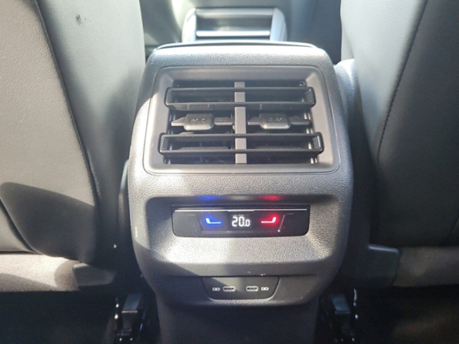 Volkswagen Tiguan – Bild 19