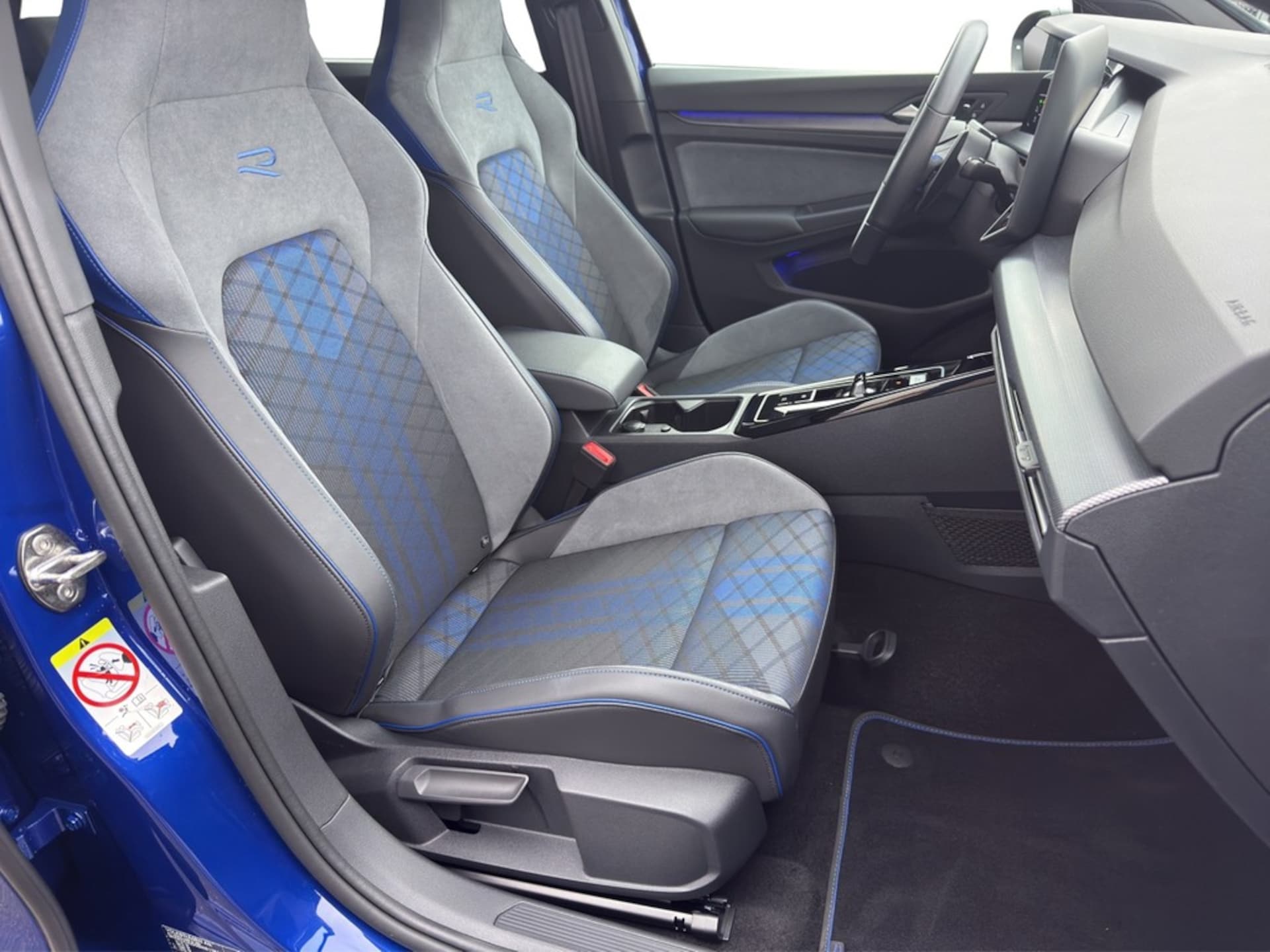 Volkswagen Golf Variant R