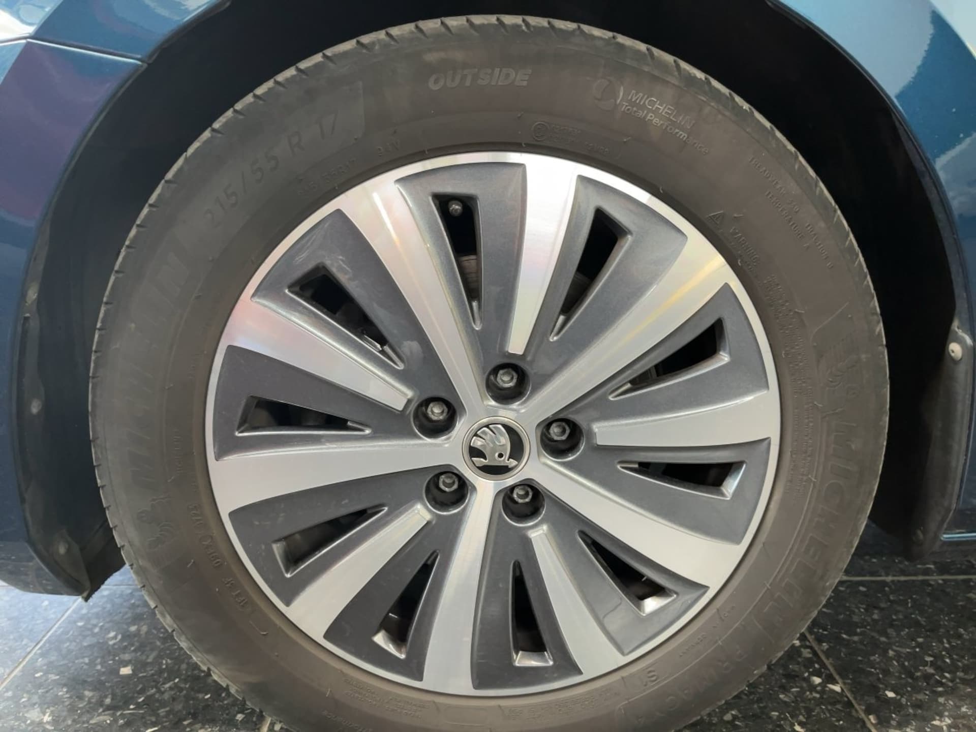 Skoda Superb Combi PREMIUM EDITION