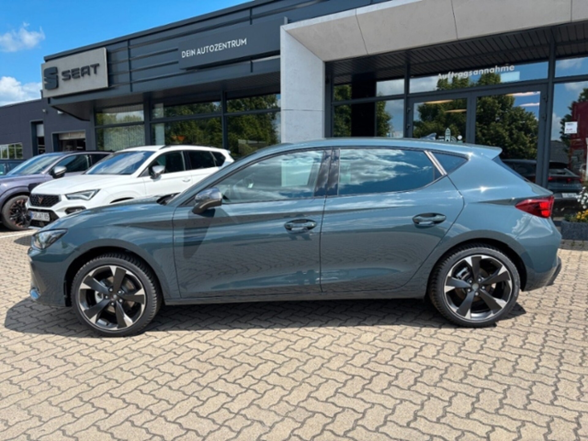 CUPRA Leon