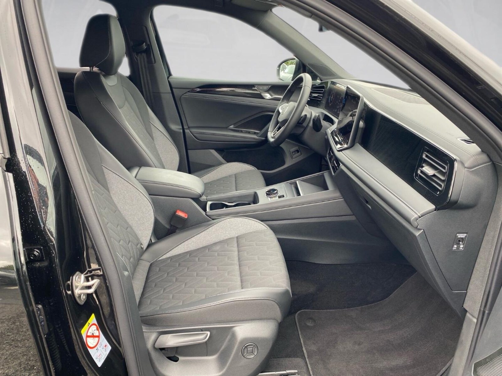 Volkswagen Tiguan – Bild 10