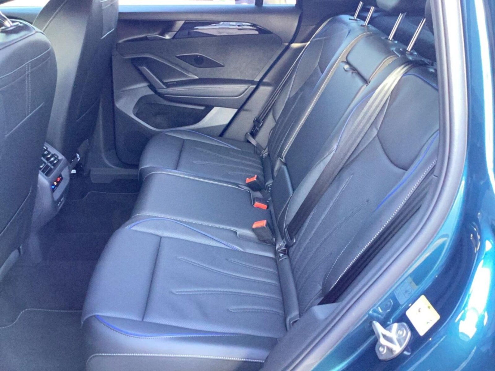 Volkswagen Tiguan – Bild 16
