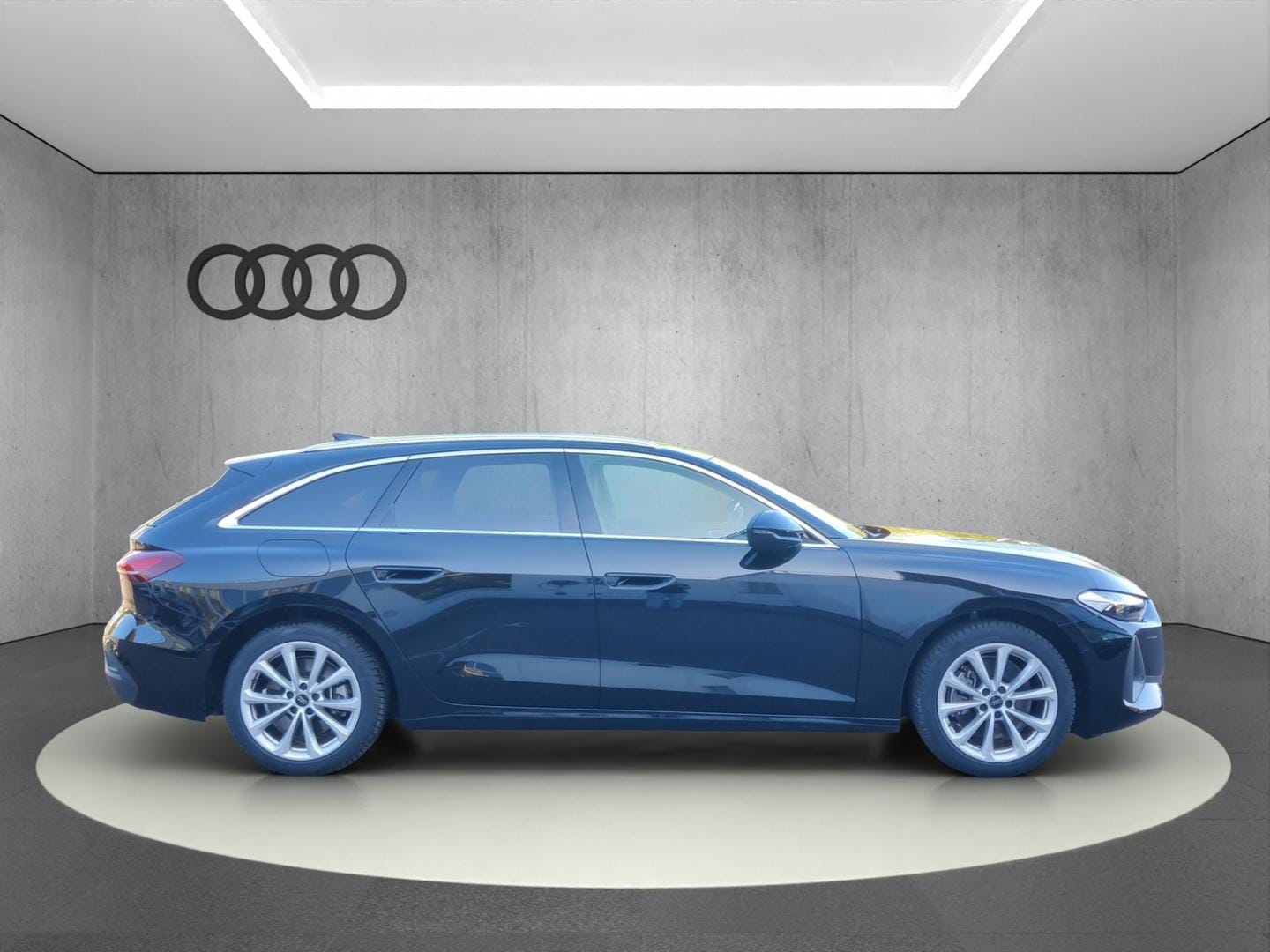 Bild über Audi A5 Avant TDI quattro 150 kW S tronic - für weitere Informationen kontaktieren Sie den Audi Partner