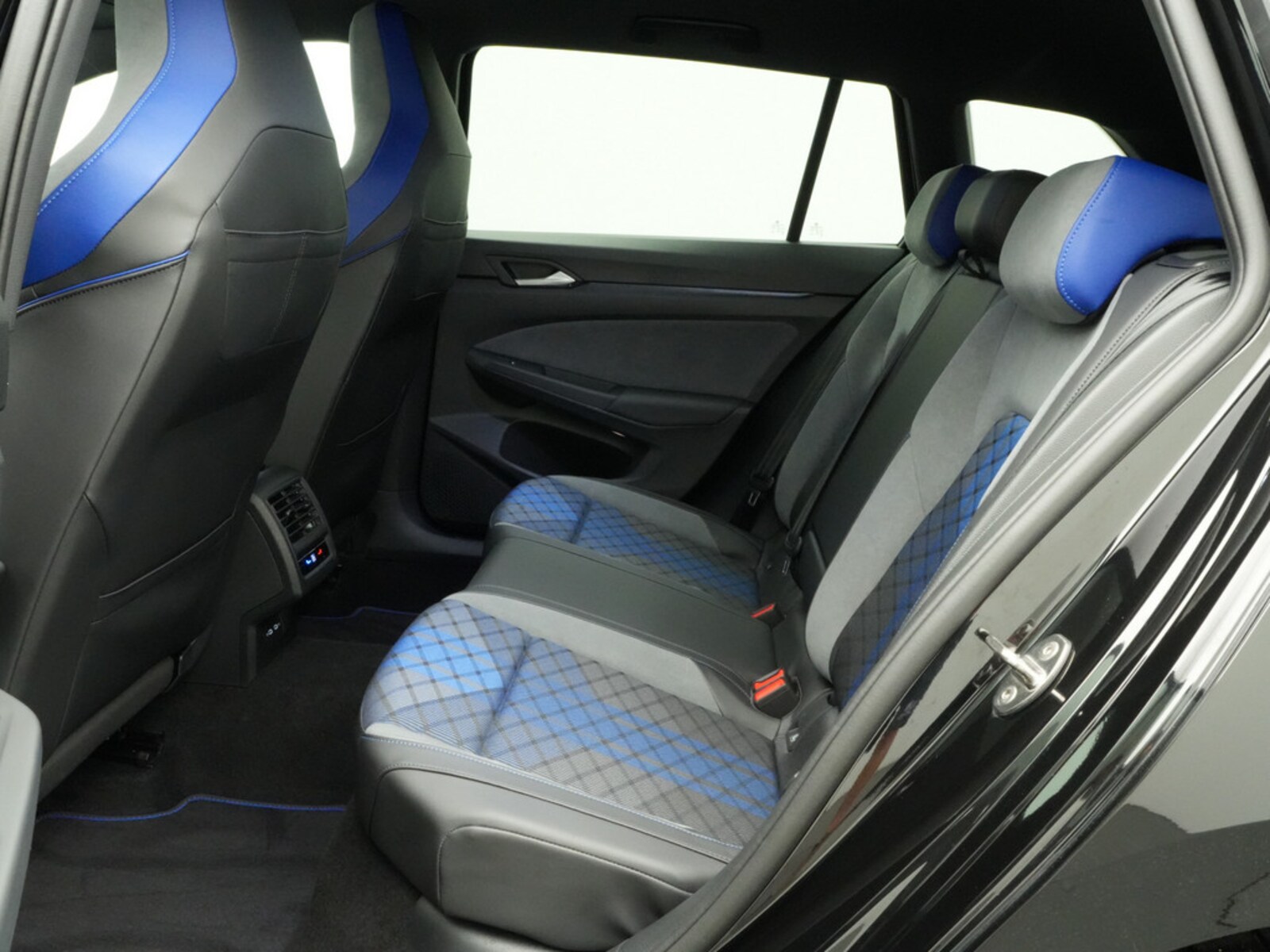 Volkswagen Golf Variant – Bild 18