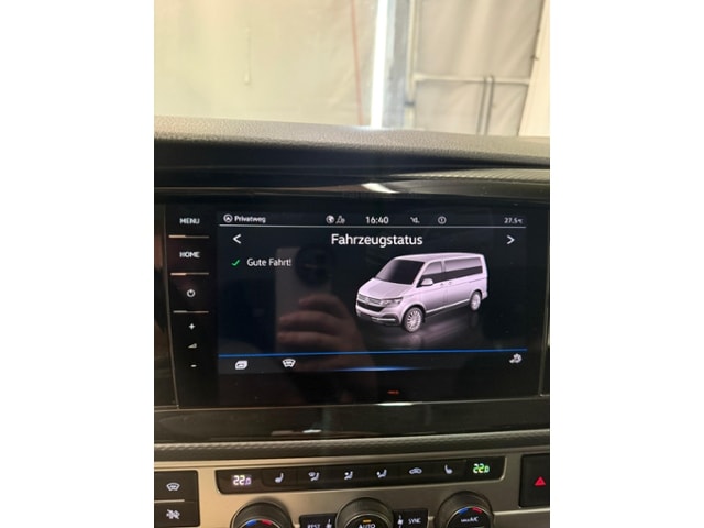 Volkswagen T6.1 Caravelle larger