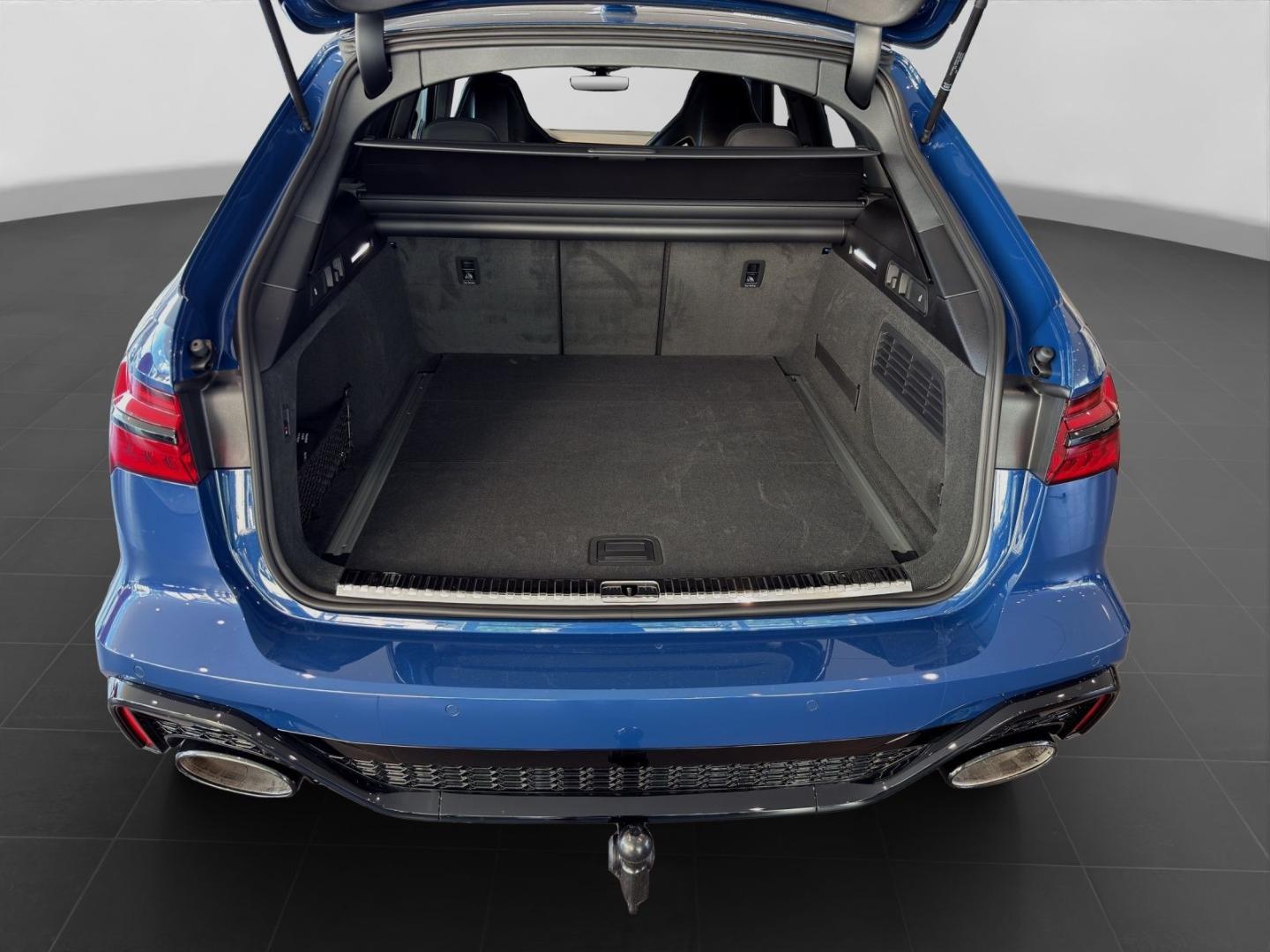 Image about Audi RS 6 Avant performance quattro tiptronic