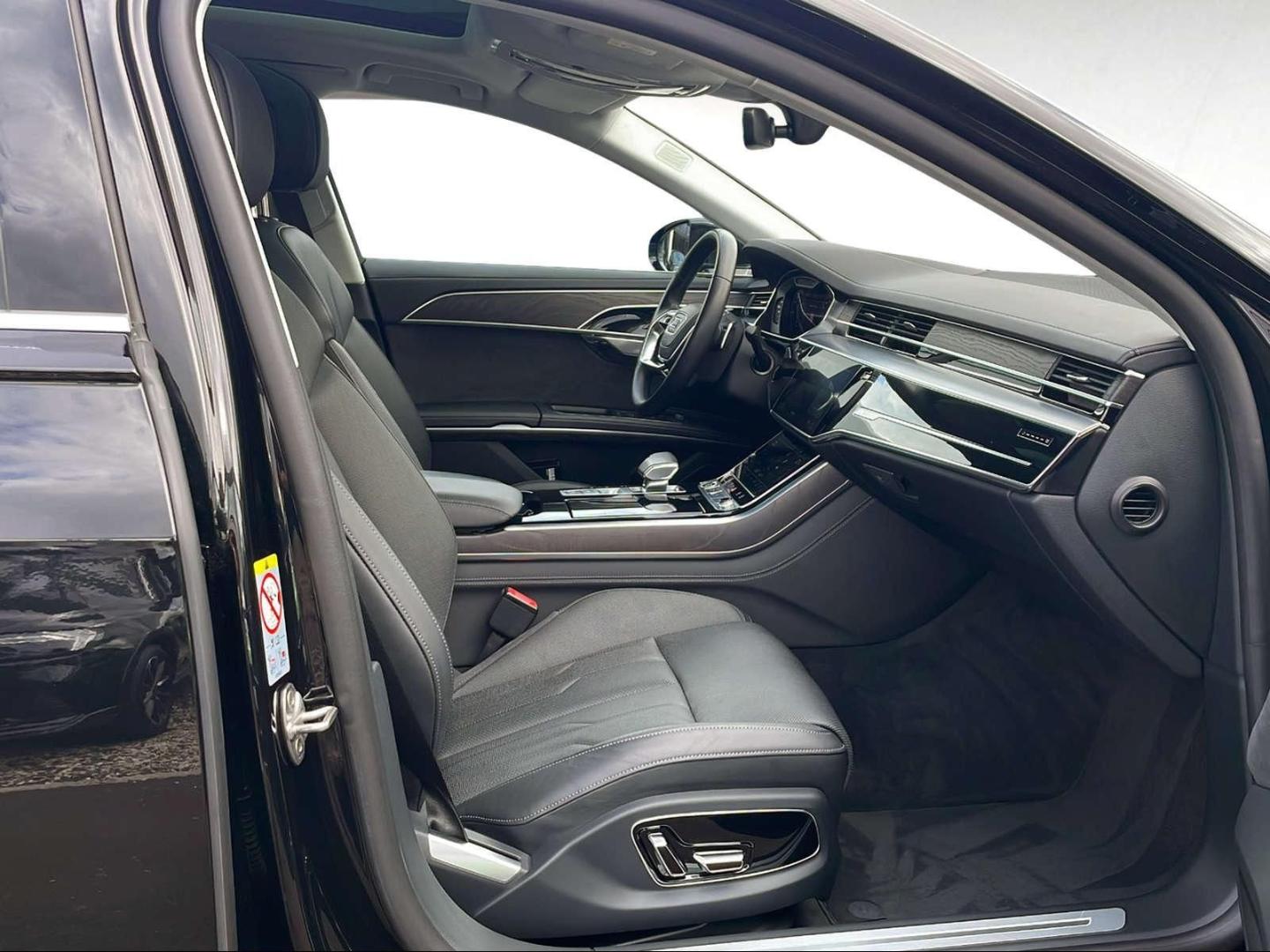 Image about Audi A8 L TFSI e 60 TFSI e quattro tiptronic