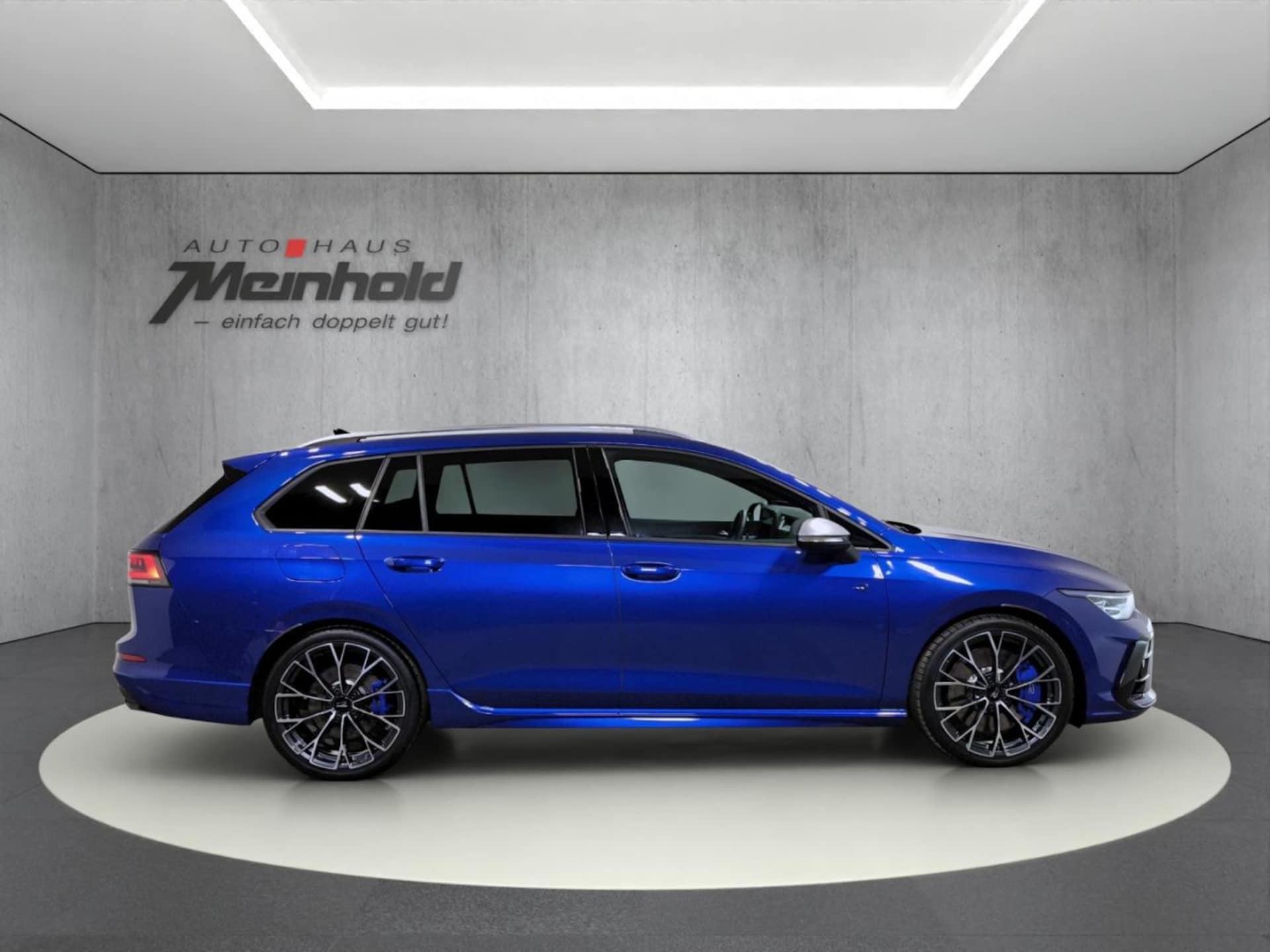Volkswagen Golf Variant R