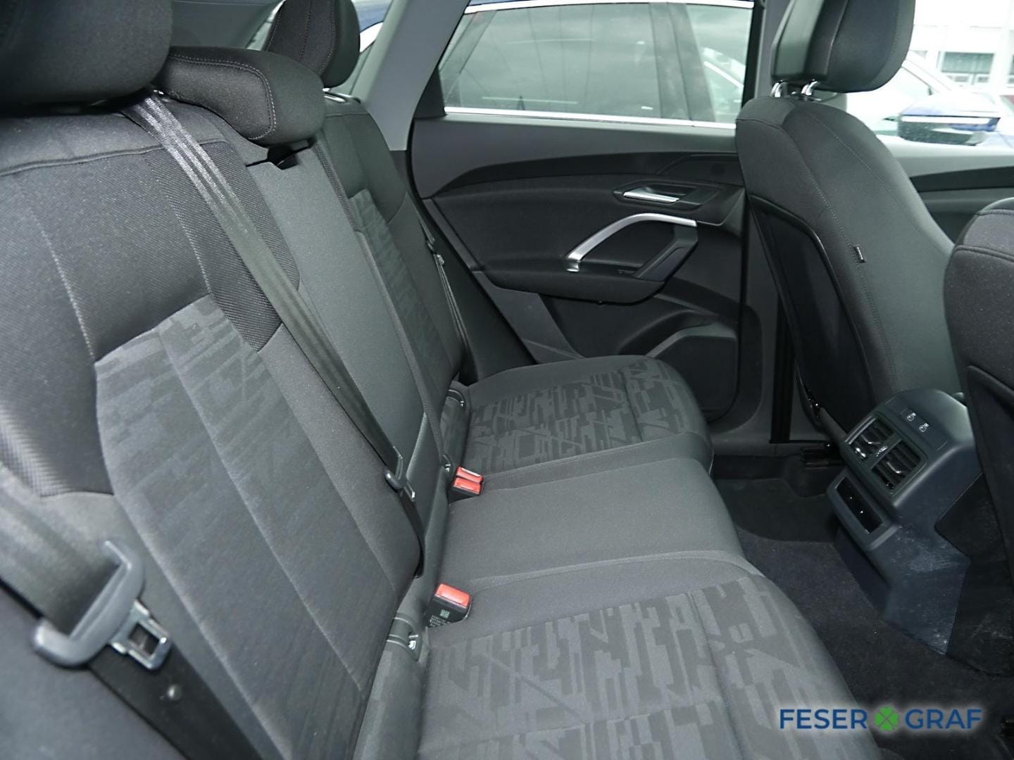 Bild über Audi Q5 SUV TFSI 150 kW S tronic - für weitere Informationen kontaktieren Sie den Audi Partner