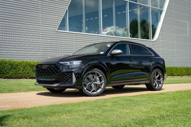2026 Audi RS Q8 SUV performance