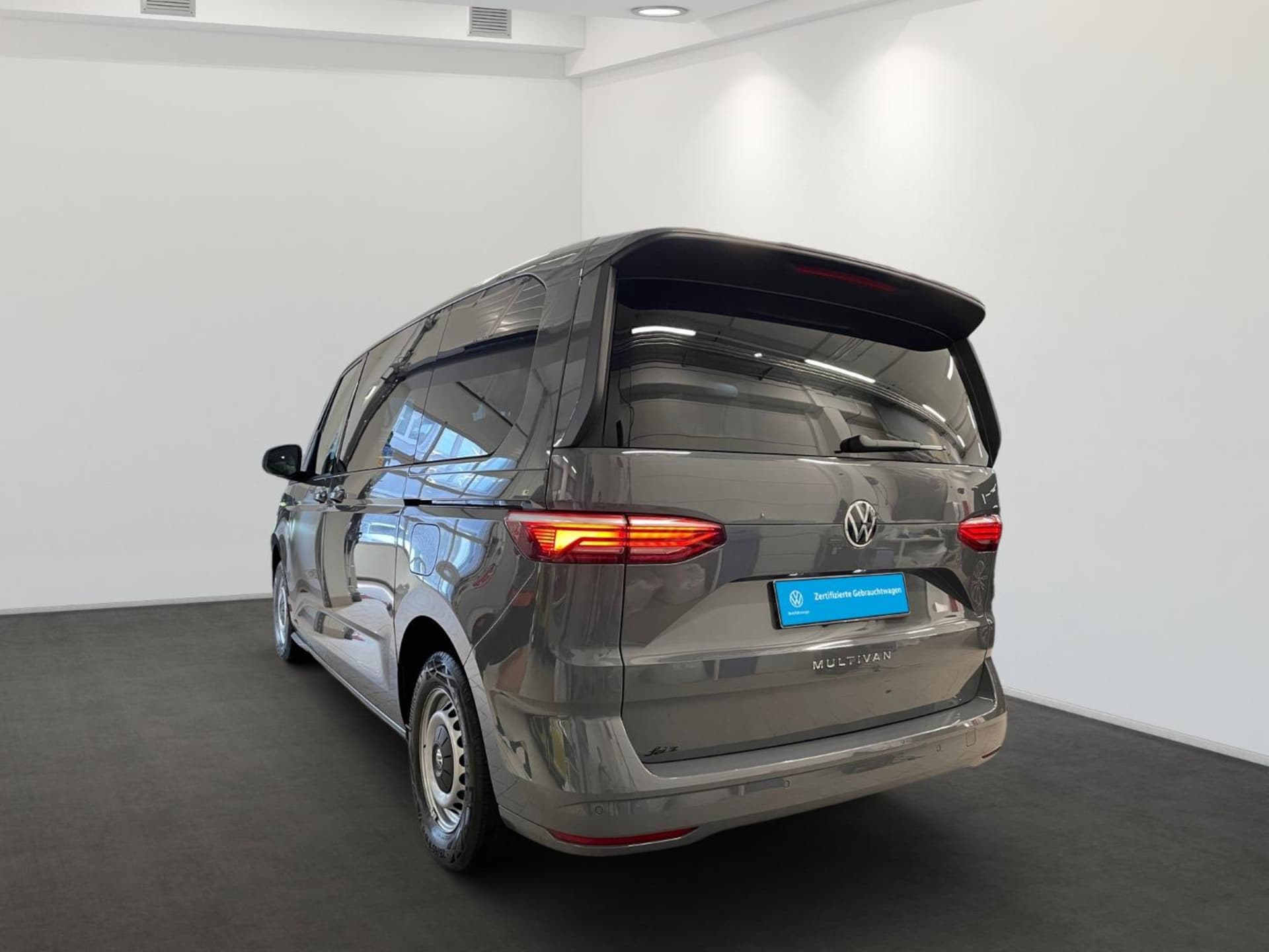 Volkswagen Multivan Basis-Modell