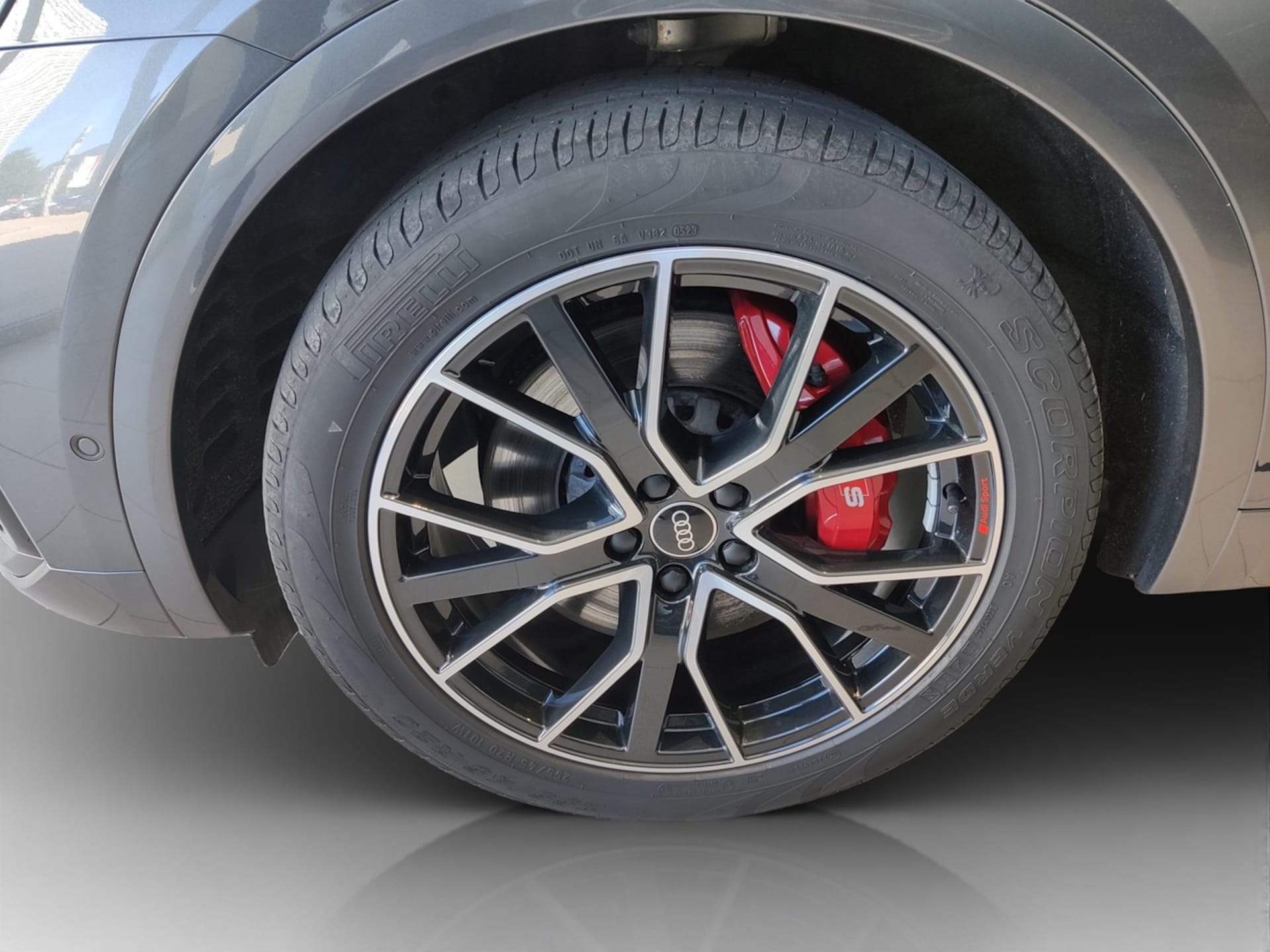 Audi SQ5 SUV