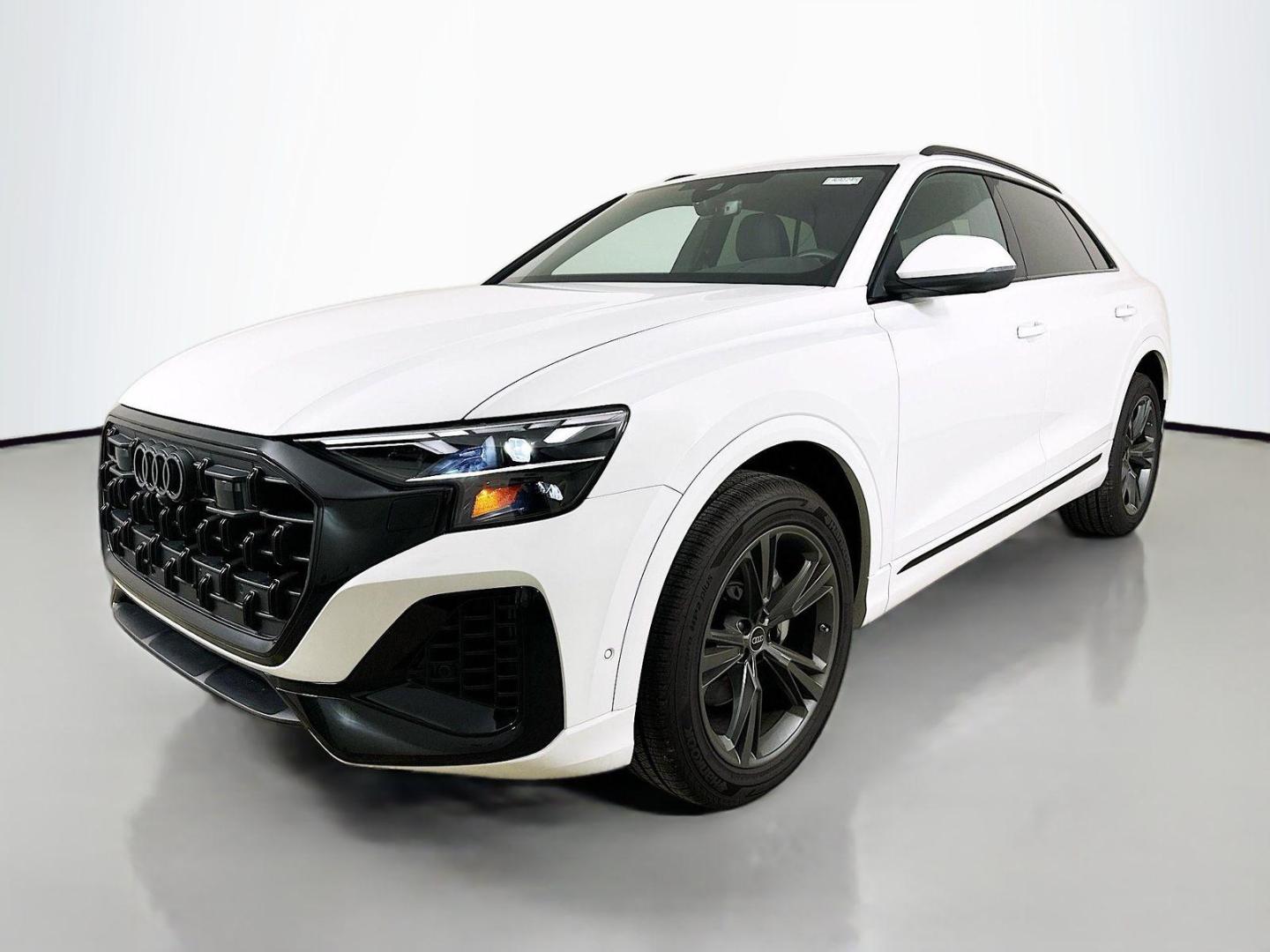 2026 Audi Q8 55 Premium quattro Tiptronic's photo