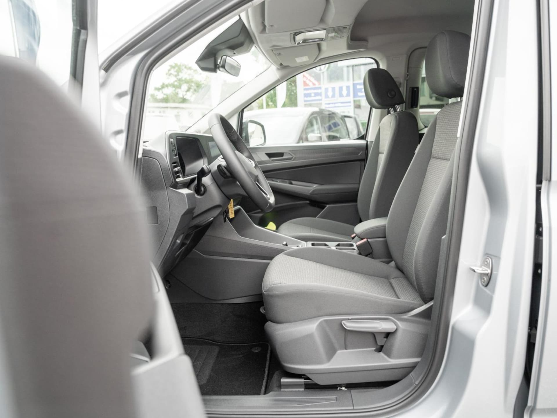 Volkswagen Caddy Maxi Basis-Modell
