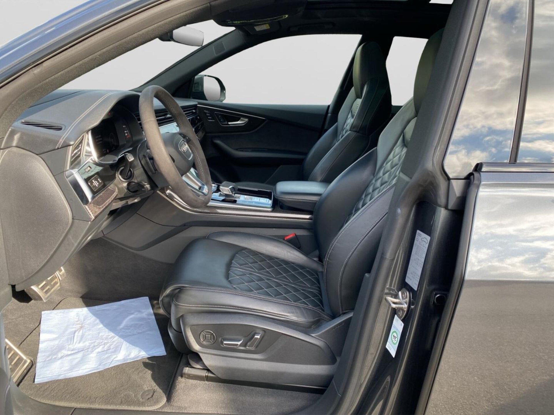 Audi Q8 SUV