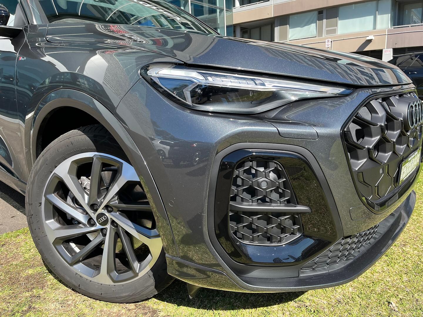 Image about Audi Q5 SUV TDI quattro 150 kW sport