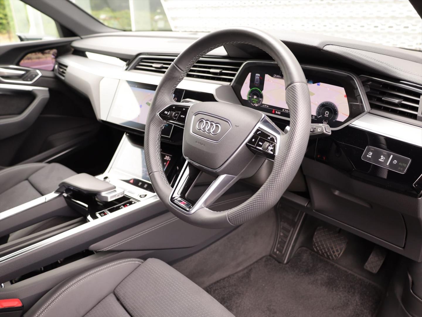Audi e-tron 50 quattro S line 230,00 kW for more details contact your dealer