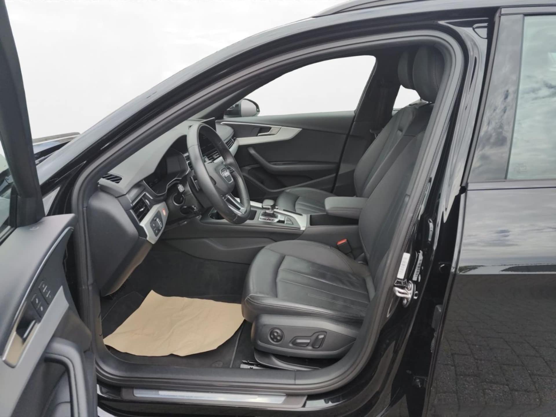 Audi A4 Avant Advanced