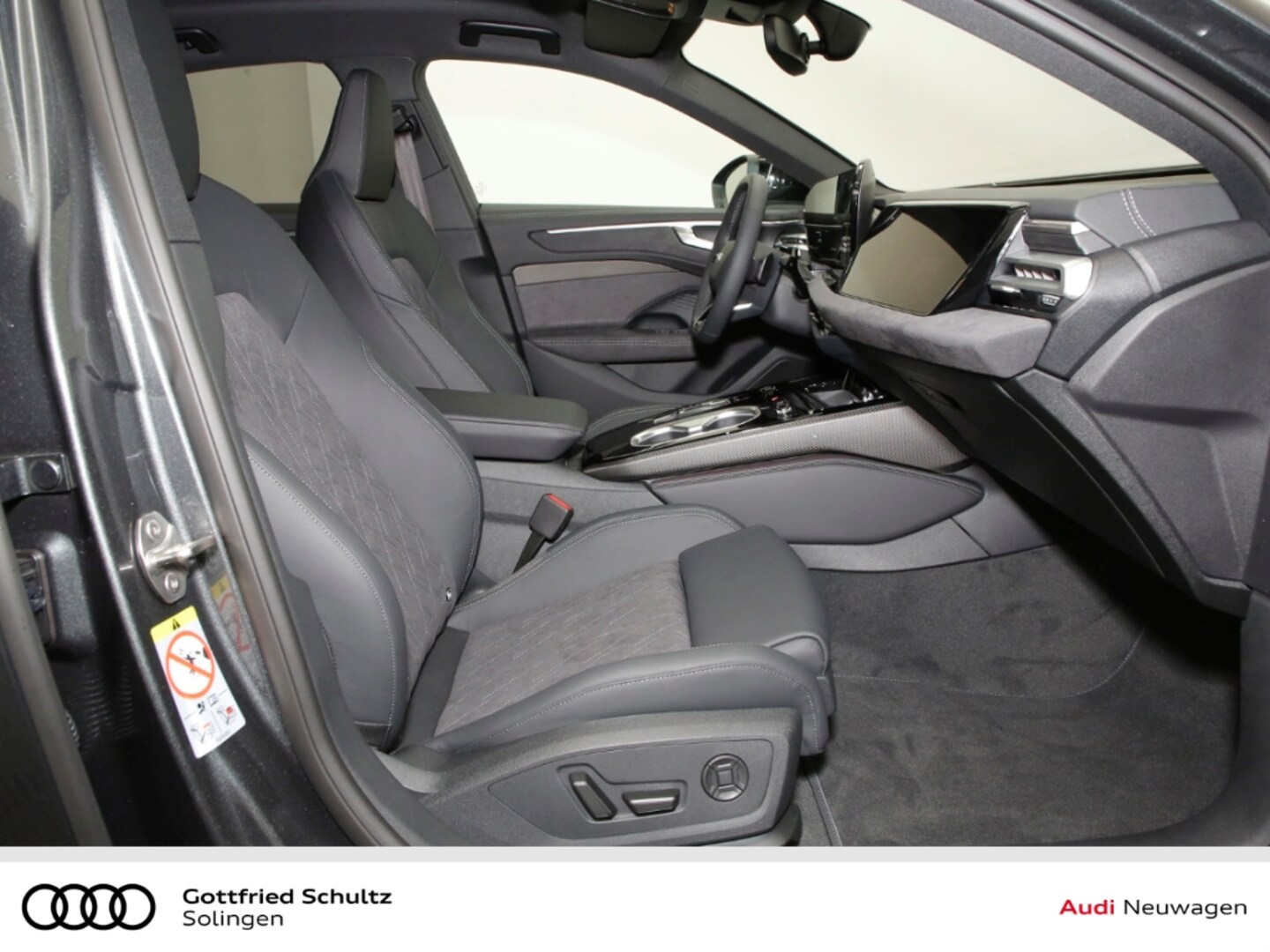 Bild über Audi A6 Limousine edition one TDI quattro 150 kW S tronic - für weitere Informationen kontaktieren Sie den Audi Partner