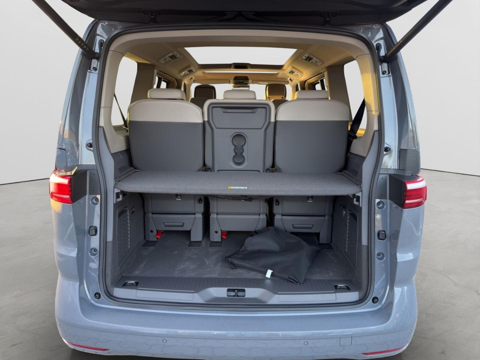 Volkswagen Multivan Langversion – Bild 16
