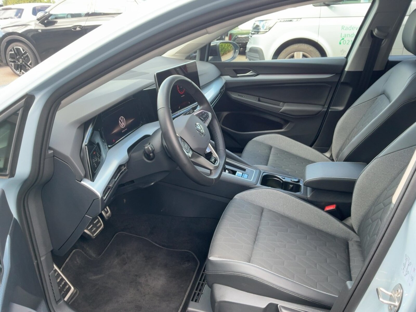 Volkswagen Golf Variant – Bild 7