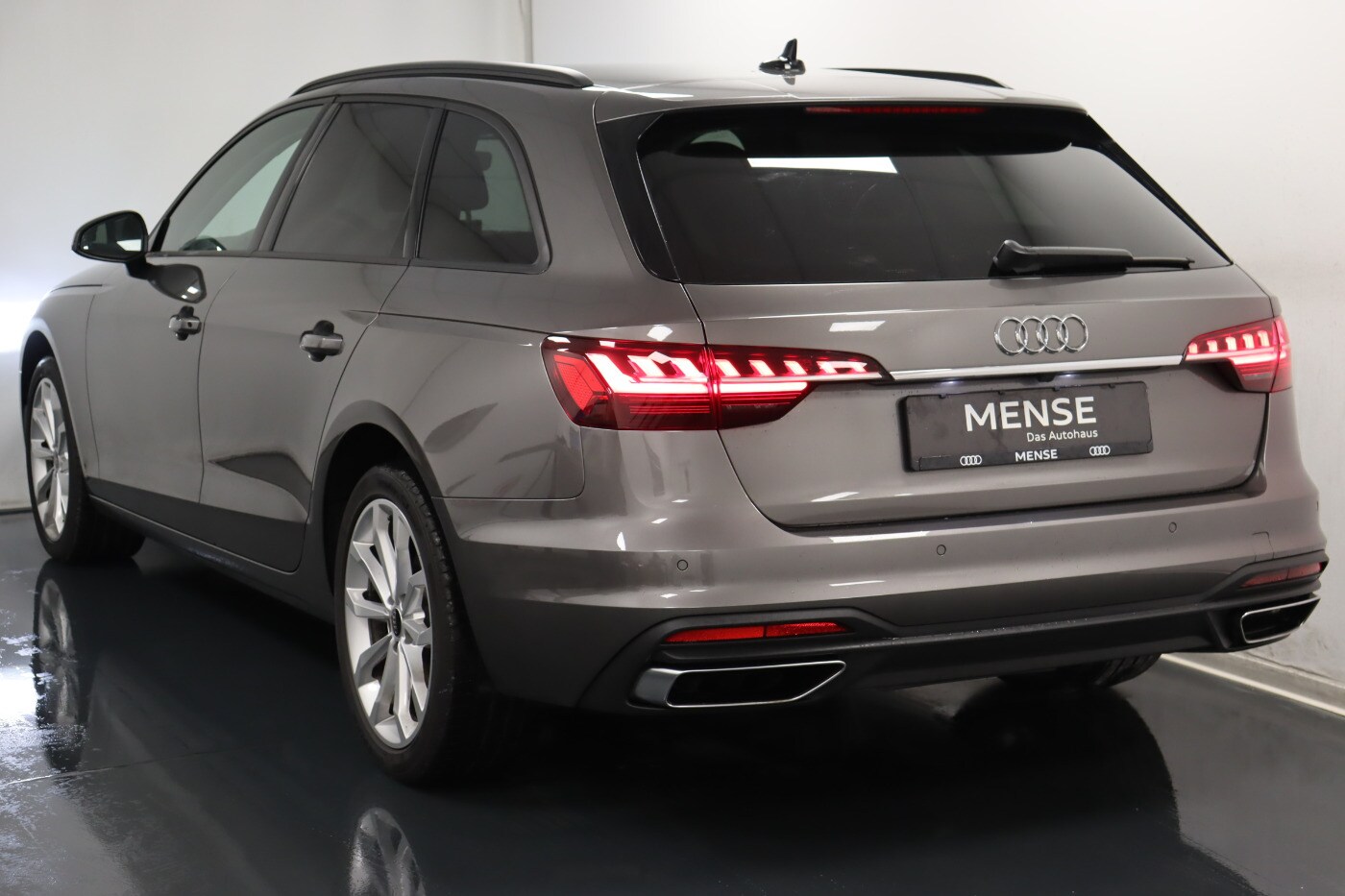 Image about Audi A4 Avant 40 TDI S tronic