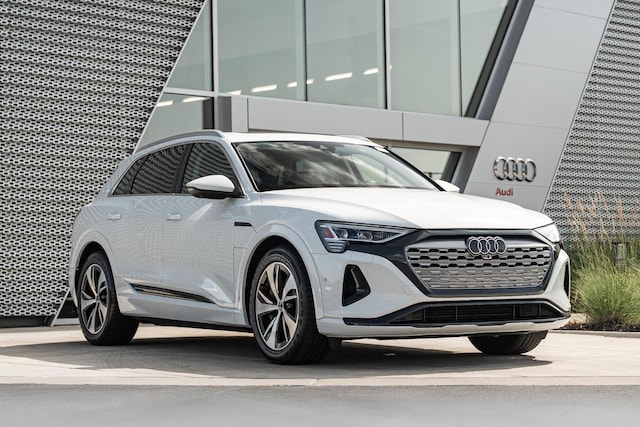 2024 Audi Q8 e-tron