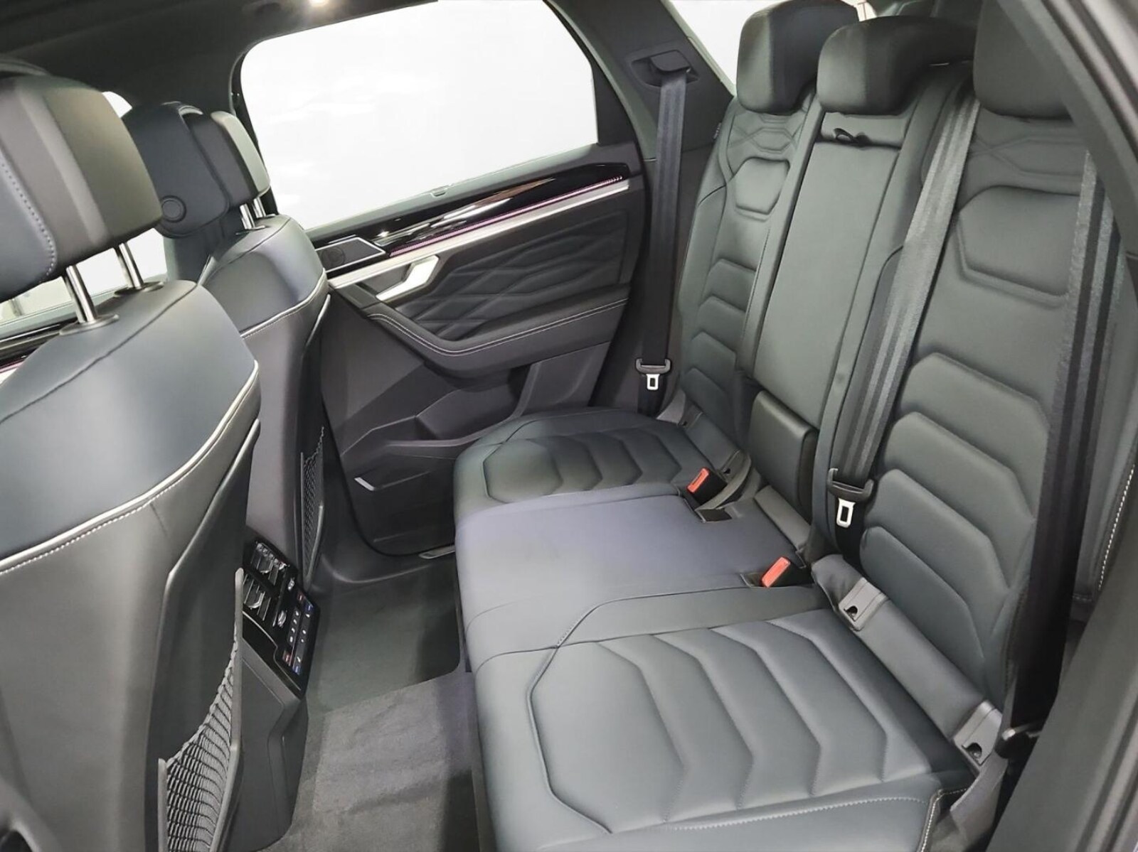 Volkswagen Touareg – Bild 13