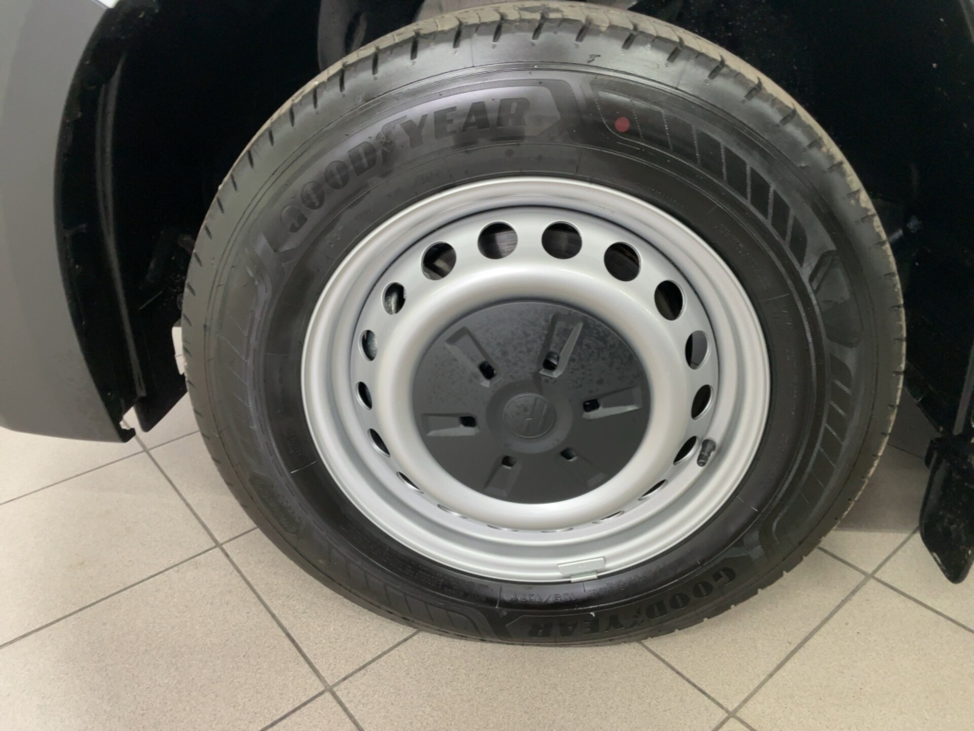 Volkswagen Transporter Kasten kurzer Radstand