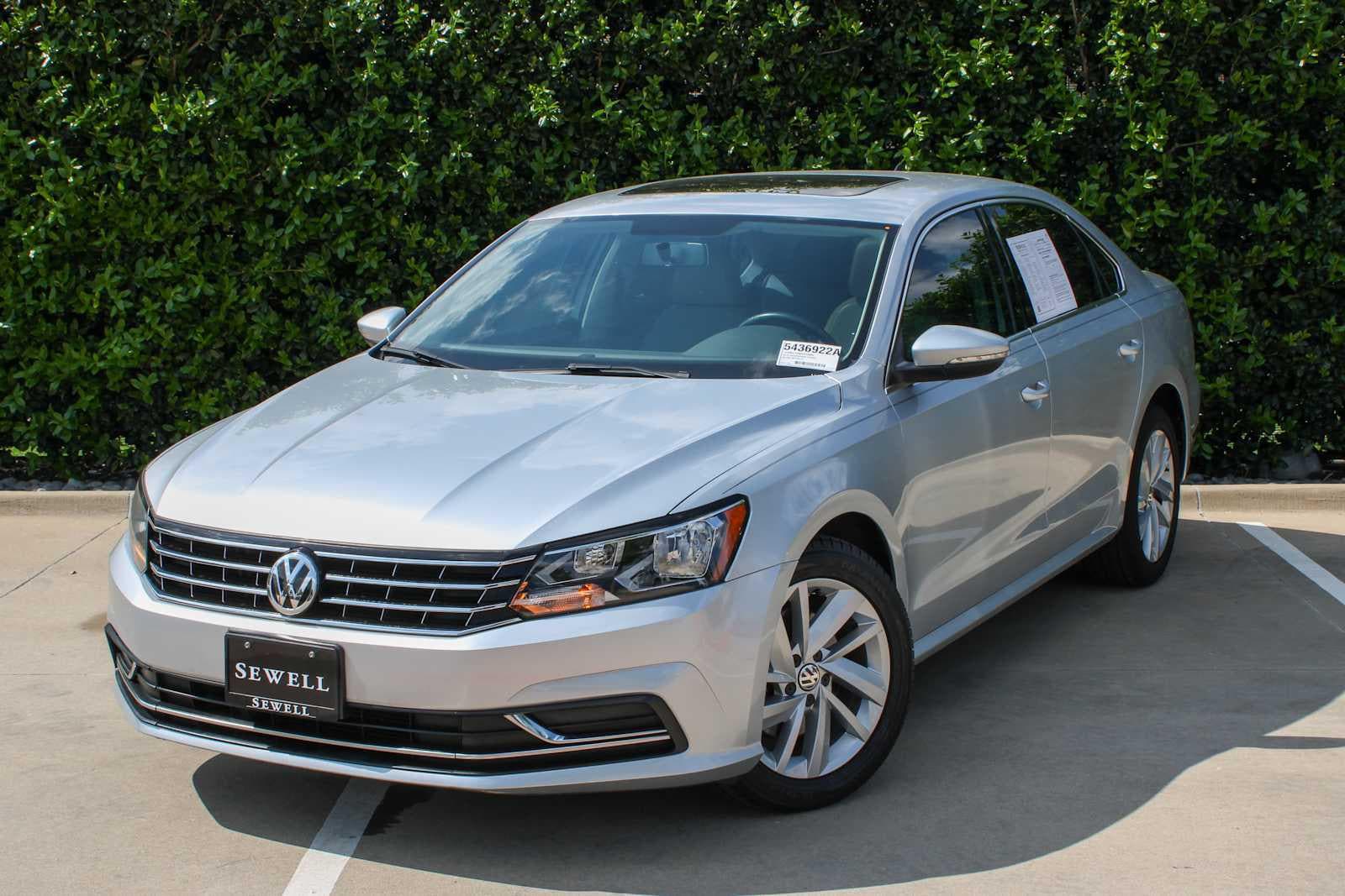 2018 Volkswagen Passat 2.0T SE Auto's photo